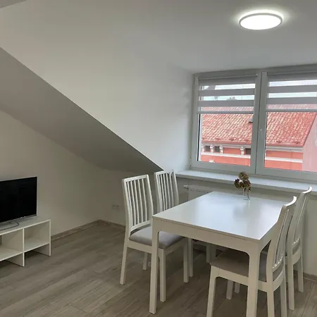Apartmantt Хеб Екстер'єр фото