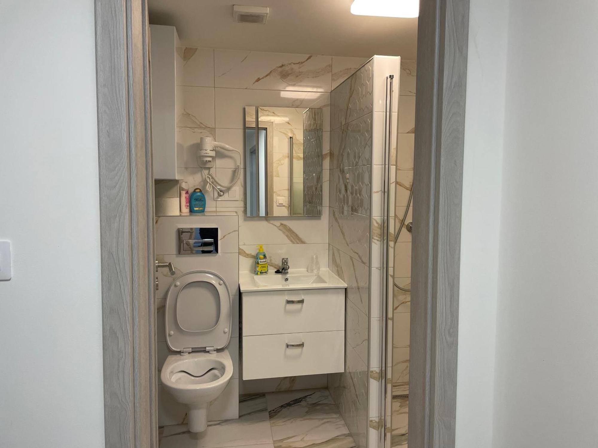 Apartmantt